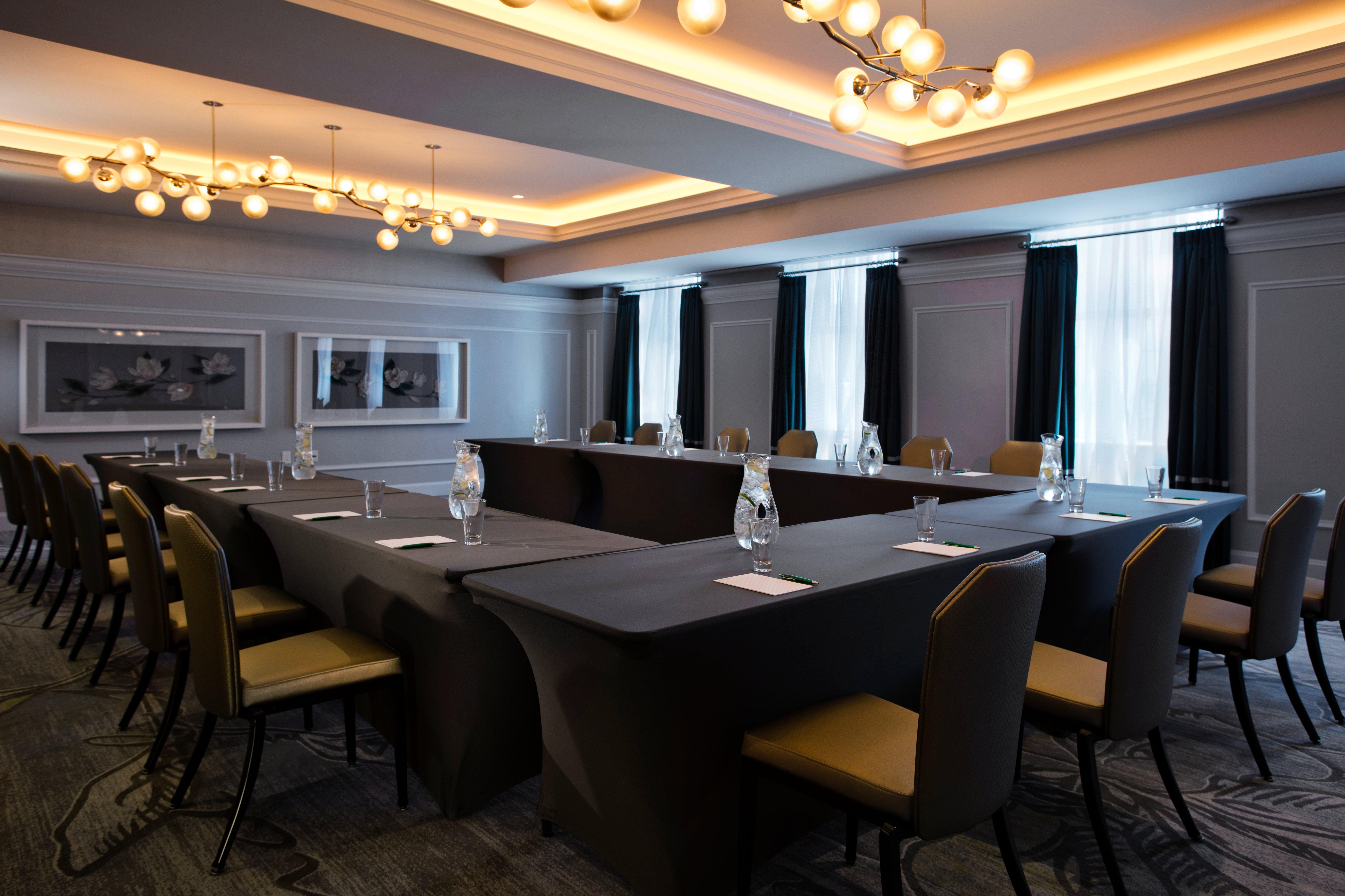 Kimpton Cardinal Hotel By Ihg Winston-Salem Exterior photo